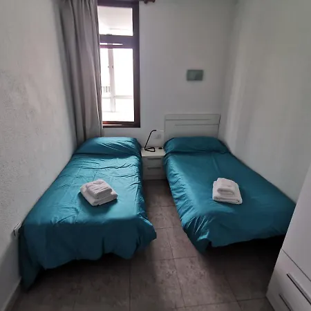 Next To The Beach - Wifi - 3 - 4 Beds