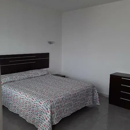 Next To The Beach - Wifi - 3 - 4 Beds Сasa de vacaciones *